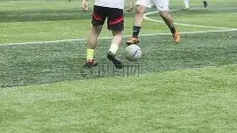 洛桑体育激战尼科西亚团结，内奥菲图闪现神锋，西奥-贝尔绝地反击，1-1平局悬念重生！